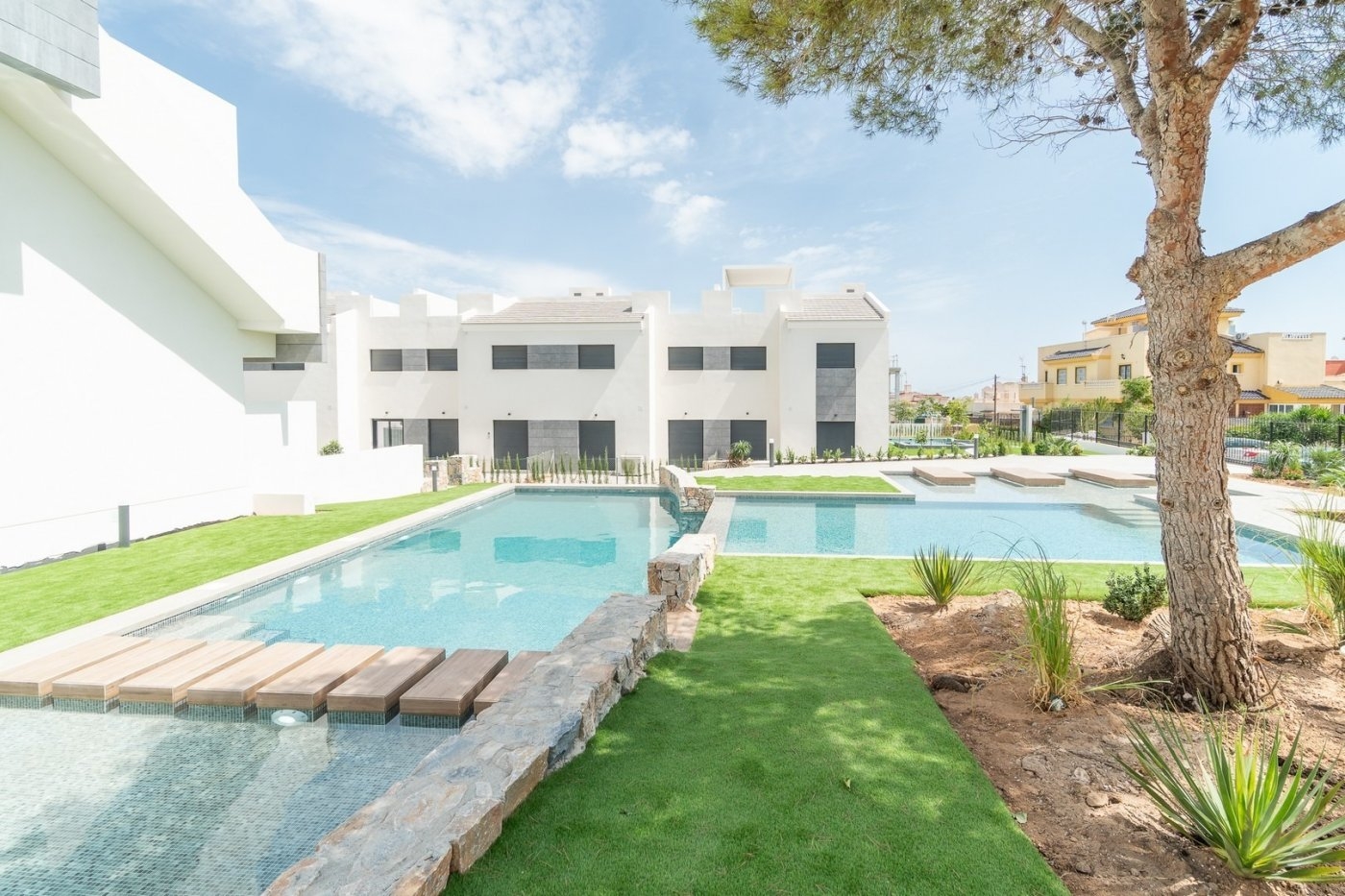 3 Bedroom 2 Bathroom Top Floor Bungalow in Torrevieja