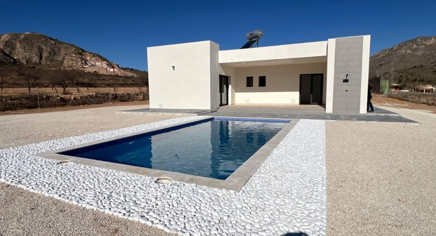 3 Bedroom 2 Bathroom villa in Jumilla