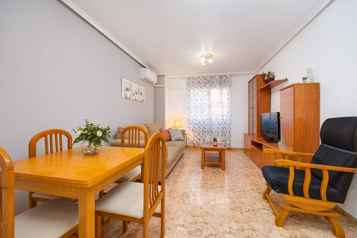 Sold - 2 Bedroom 1 Bathroom Apartamento in Torrevieja - centro - Alicante Sold - 2 Bedroom 1 Bathroom Apartamento in Torrevieja - centro - Alicante