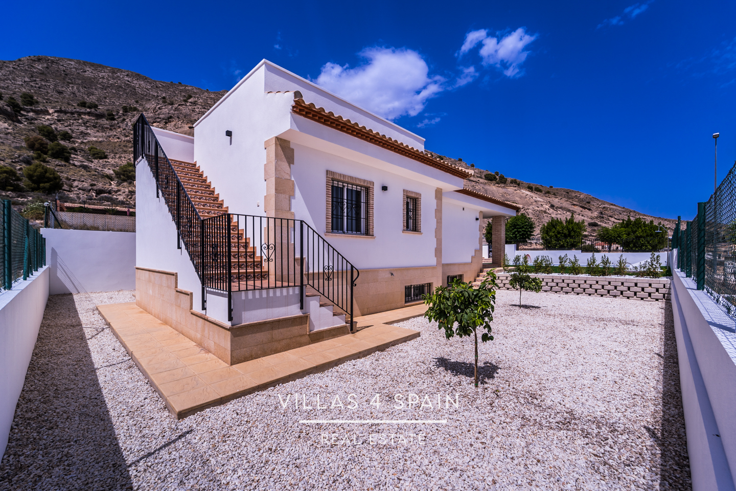 Resale - 3 Bedroom 2 Bathroom Villa with Private Pool and Parking - calle camino de san miguel - Murcia Resale - 3 Bedroom 2 Bathroom Villa with Private Pool and Parking - calle camino de san miguel - Murcia
