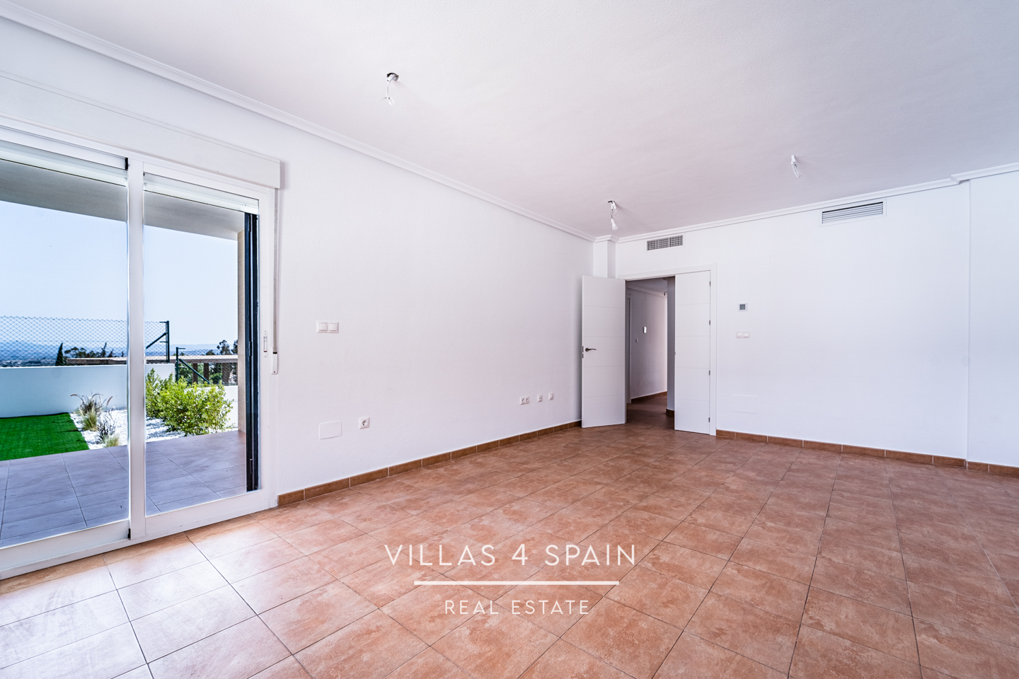Resale - 3 Bedroom 2 Bathroom Villa with Private Pool and Parking - calle camino de san miguel - Murcia Resale - 3 Bedroom 2 Bathroom Villa with Private Pool and Parking - calle camino de san miguel - Murcia