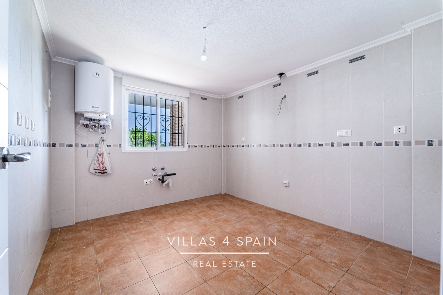 Resale - 3 Bedroom 2 Bathroom Villa with Private Pool and Parking - calle camino de san miguel - Murcia Resale - 3 Bedroom 2 Bathroom Villa with Private Pool and Parking - calle camino de san miguel - Murcia