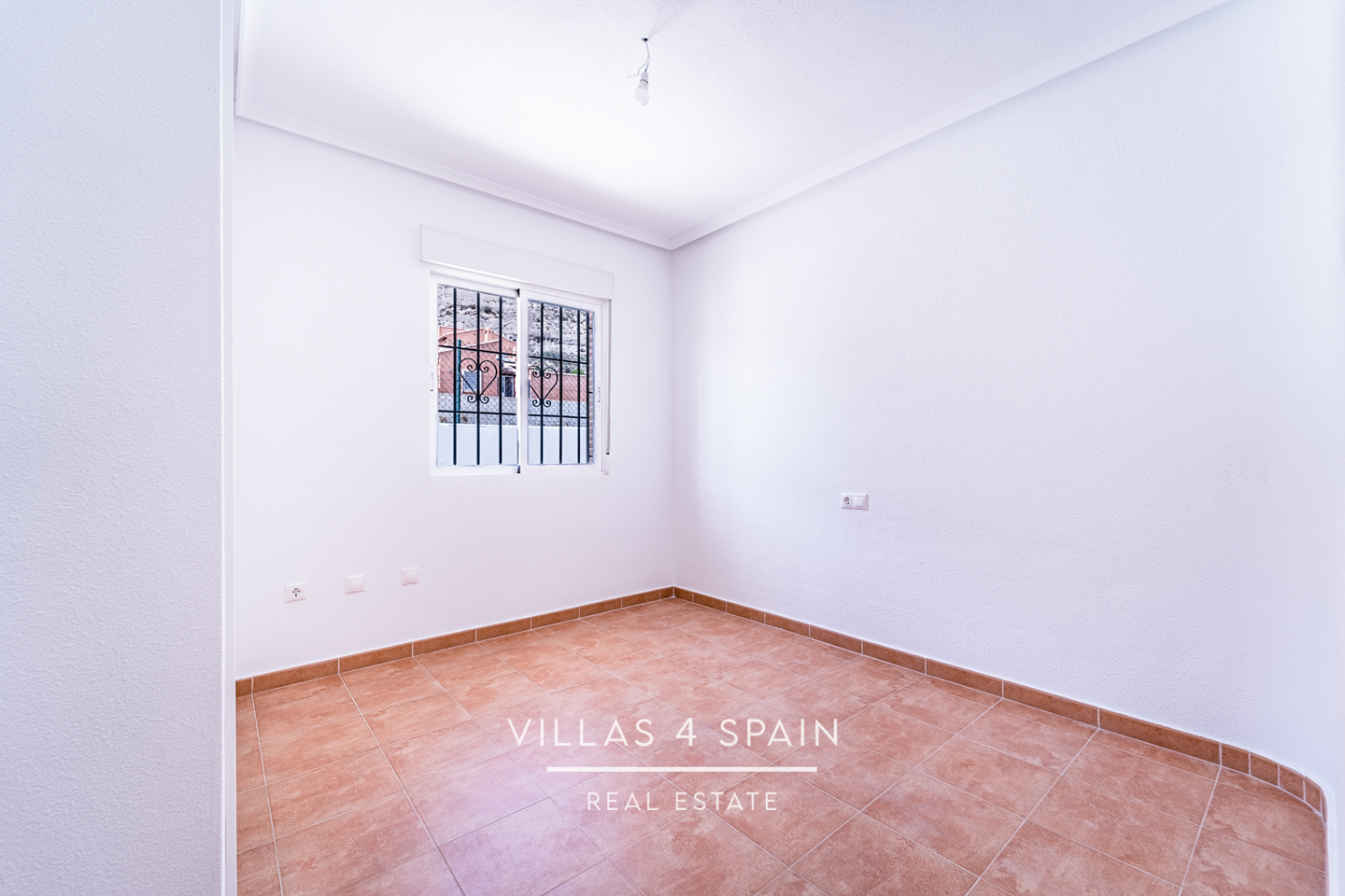 Resale - 3 Bedroom 2 Bathroom Villa with Private Pool and Parking - calle camino de san miguel - Murcia Resale - 3 Bedroom 2 Bathroom Villa with Private Pool and Parking - calle camino de san miguel - Murcia