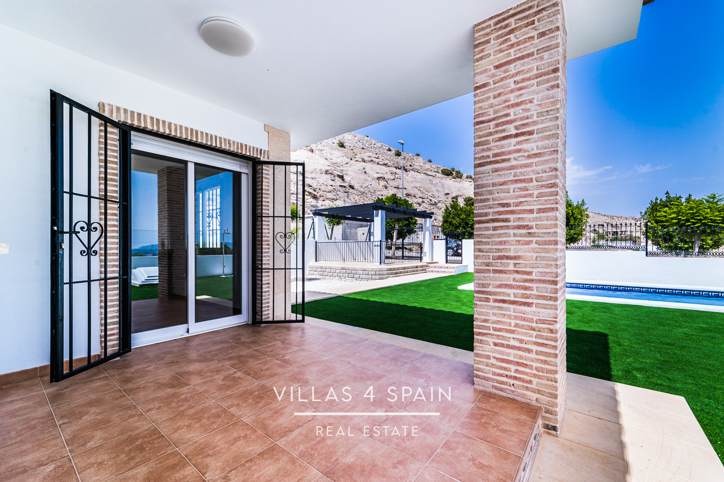 Resale - 3 Bedroom 2 Bathroom Villa with Private Pool and Parking - calle camino de san miguel - Murcia Resale - 3 Bedroom 2 Bathroom Villa with Private Pool and Parking - calle camino de san miguel - Murcia