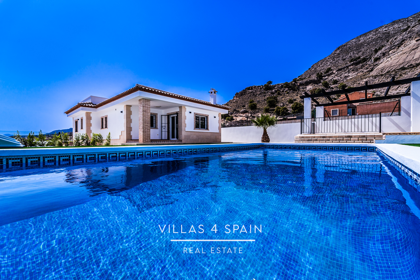 Resale - 3 Bedroom 2 Bathroom Villa with Private Pool and Parking - calle camino de san miguel - Murcia Resale - 3 Bedroom 2 Bathroom Villa with Private Pool and Parking - calle camino de san miguel - Murcia