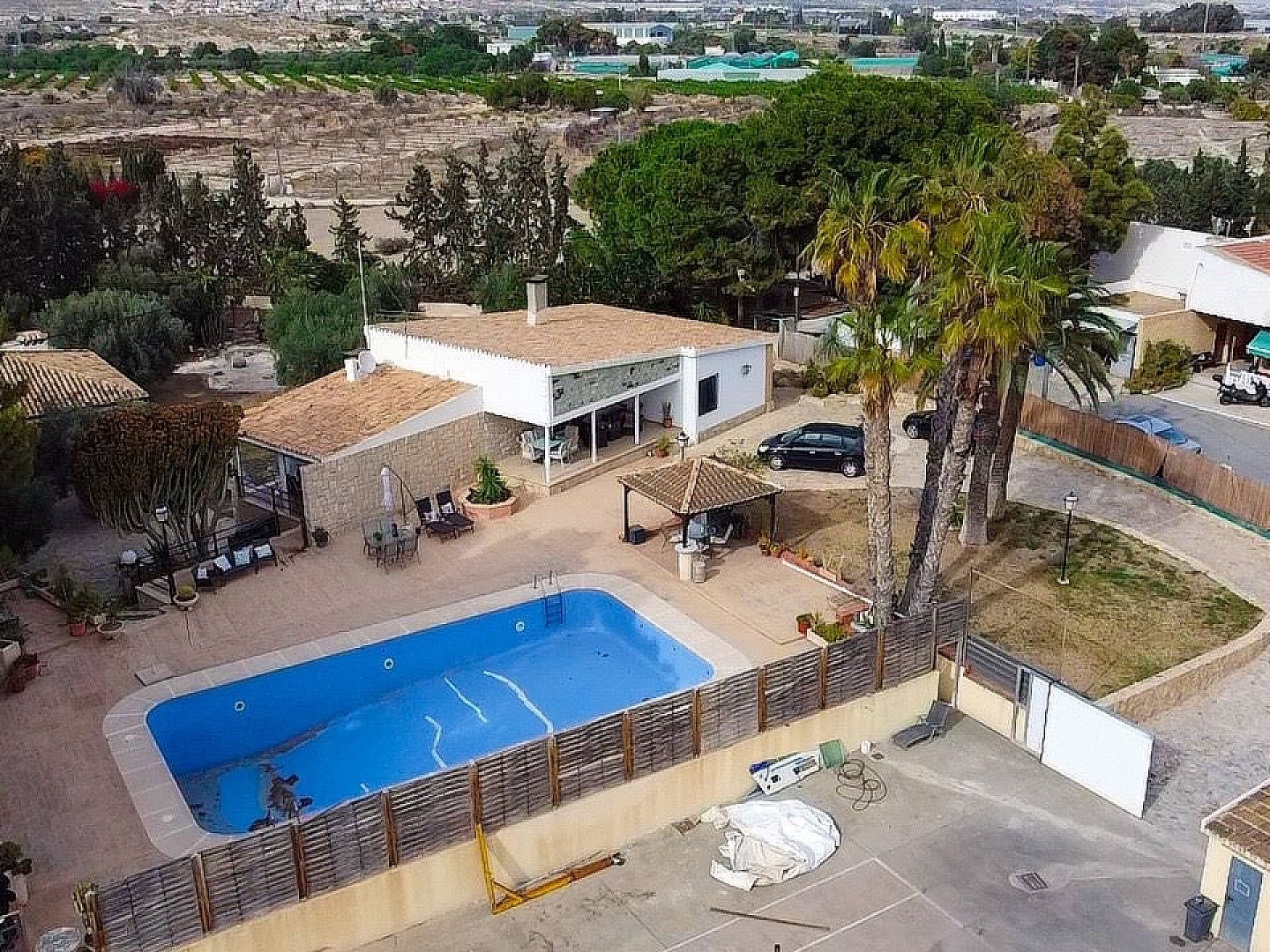 6 Bedroom 4 Bathroom Villa in Mutxamel