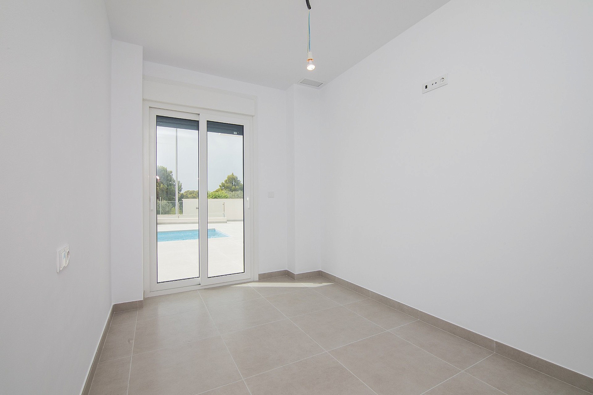 Resale - 3 Bedroom 2 Bathroom Villa in Polop - - Alicante Resale - 3 Bedroom 2 Bathroom Villa in Polop - - Alicante