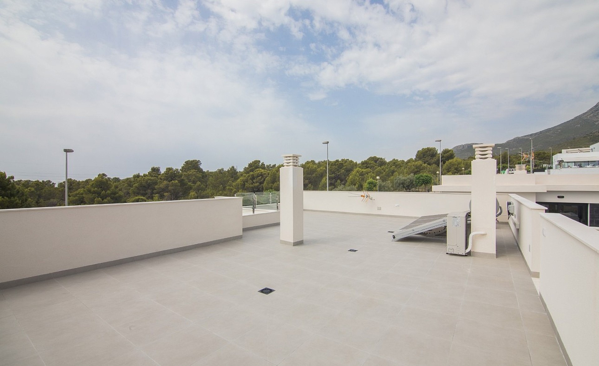 Resale - 3 Bedroom 2 Bathroom Villa in Polop - - Alicante Resale - 3 Bedroom 2 Bathroom Villa in Polop - - Alicante