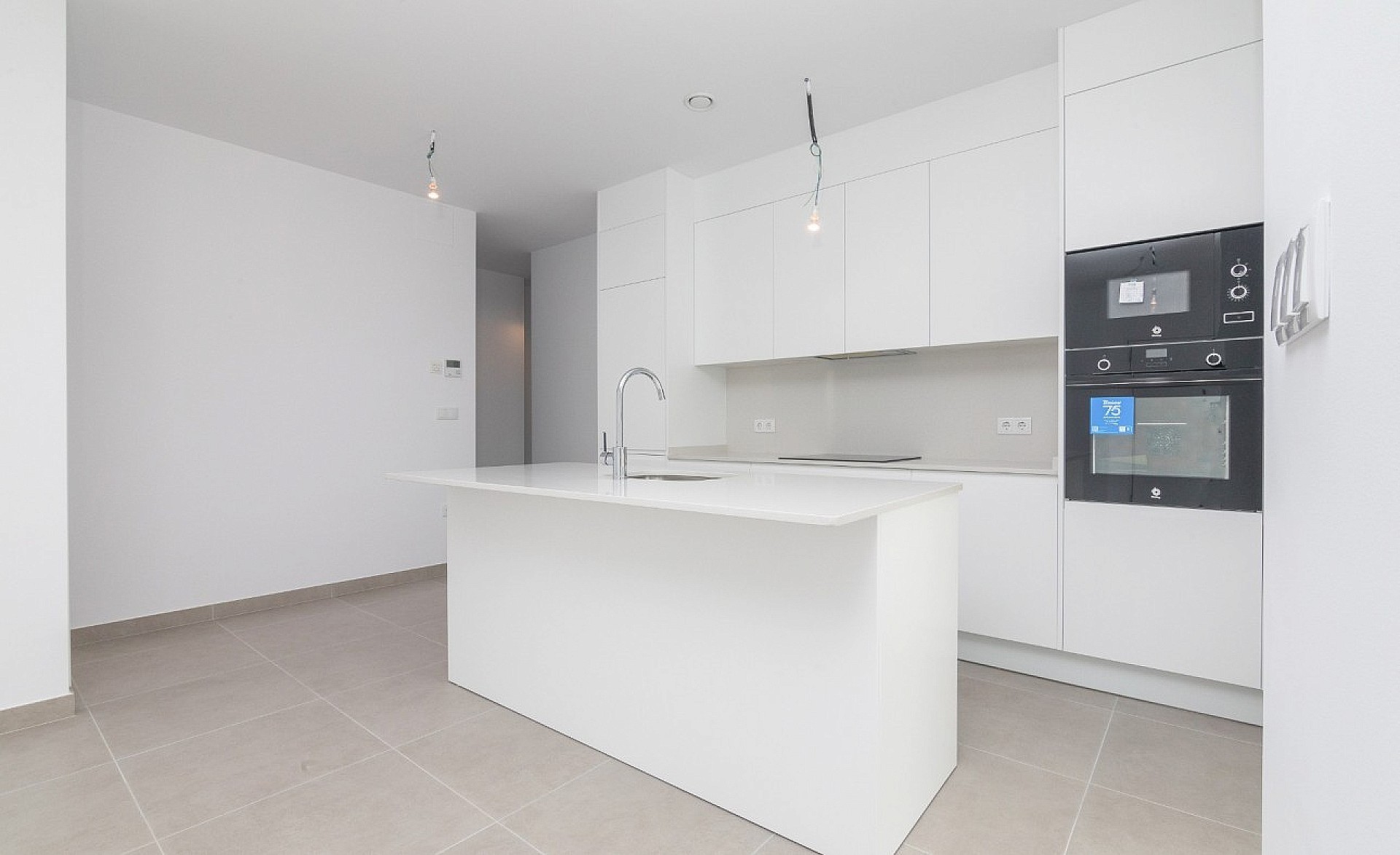 Resale - 3 Bedroom 2 Bathroom Villa in Polop - - Alicante Resale - 3 Bedroom 2 Bathroom Villa in Polop - - Alicante