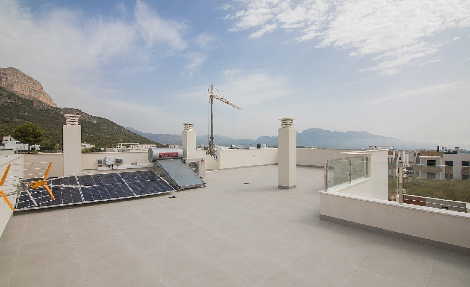 Resale - 3 Bedroom 2 Bathroom Villa in Polop - - Alicante Resale - 3 Bedroom 2 Bathroom Villa in Polop - - Alicante