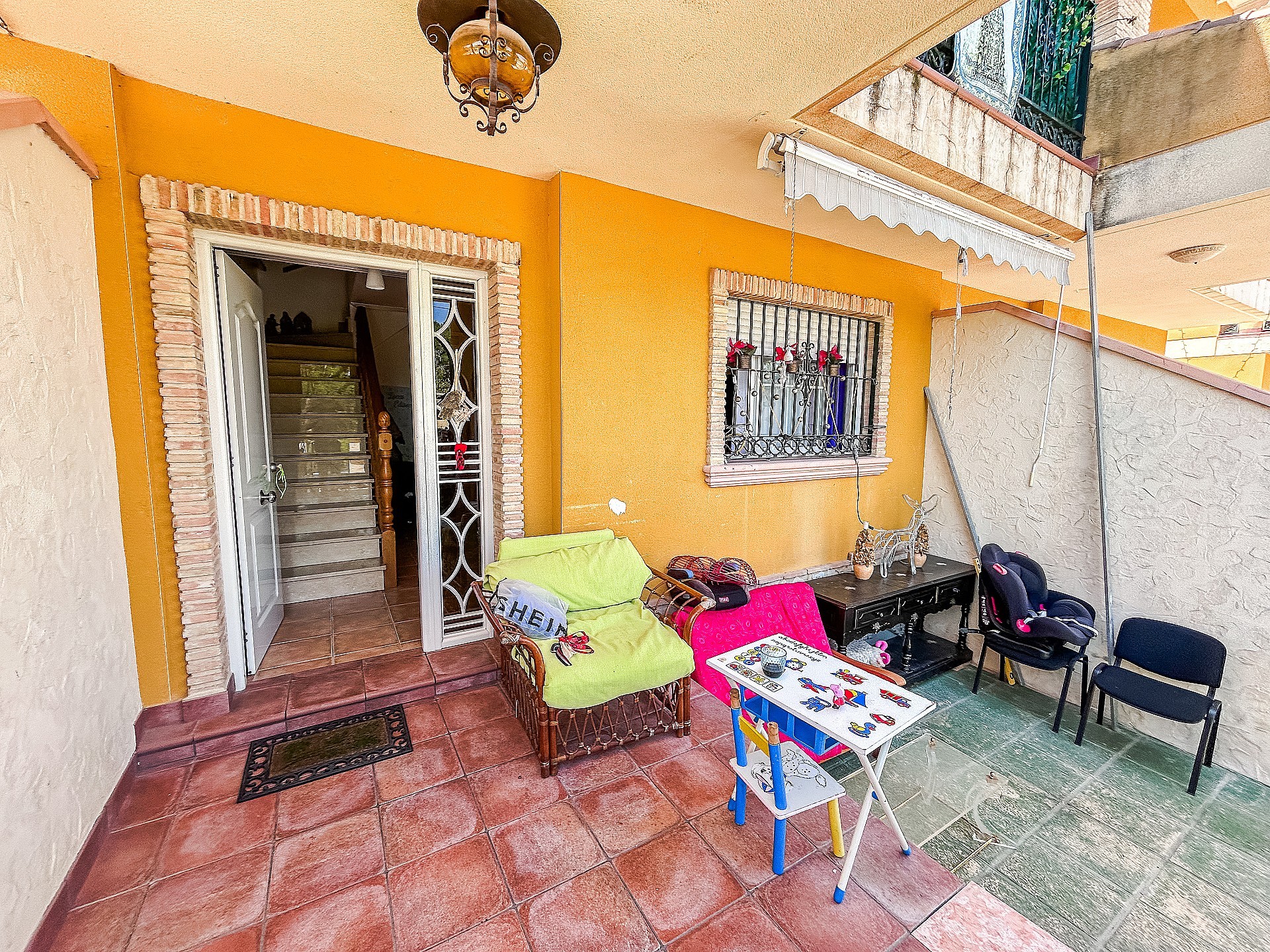 Resale - 4 Bedroom 3 Bathroom Semi-detached in Cox - - Alicante Resale - 4 Bedroom 3 Bathroom Semi-detached in Cox - - Alicante