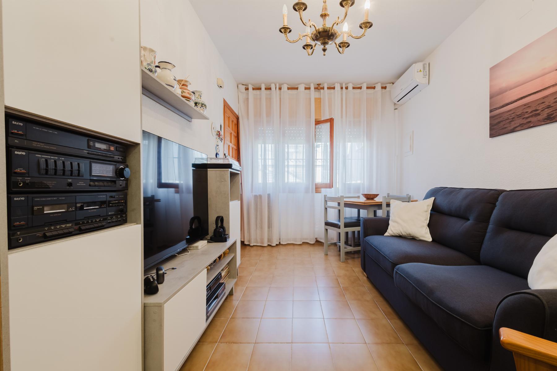 Resale - 3 Bedroom 1 Bathroom Bungalow in Torrevieja - playa de los naufragos - Alicante Resale - 3 Bedroom 1 Bathroom Bungalow in Torrevieja - playa de los naufragos - Alicante