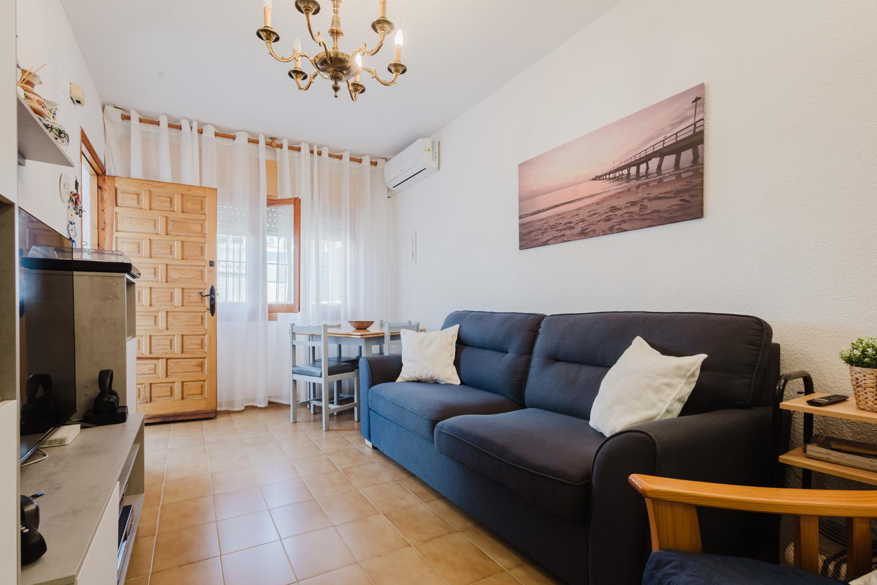 Resale - 3 Bedroom 1 Bathroom Bungalow in Torrevieja - playa de los naufragos - Alicante Resale - 3 Bedroom 1 Bathroom Bungalow in Torrevieja - playa de los naufragos - Alicante
