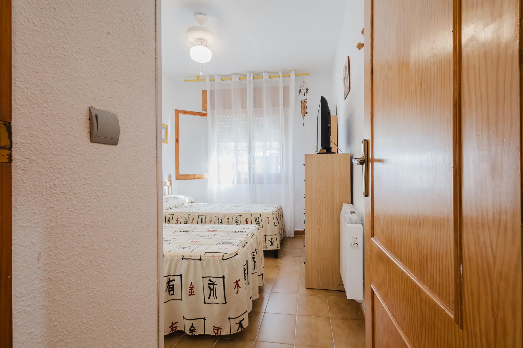 Resale - 3 Bedroom 1 Bathroom Bungalow in Torrevieja - playa de los naufragos - Alicante Resale - 3 Bedroom 1 Bathroom Bungalow in Torrevieja - playa de los naufragos - Alicante