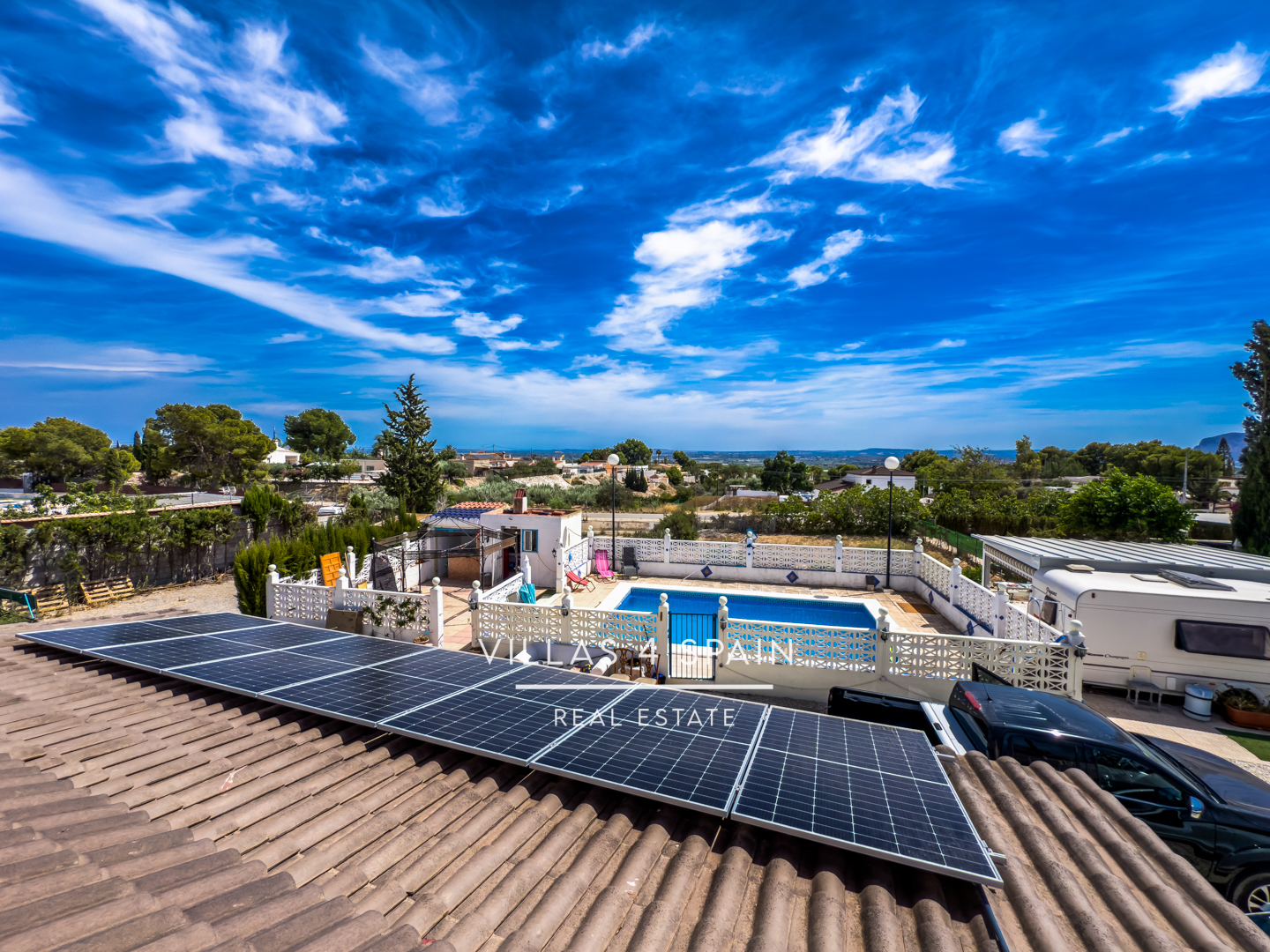 Resale - 3 Bedroom Villa with Private Pool in Albatera - Crevillente - Cam. la Roca - Alicante Resale - 3 Bedroom Villa with Private Pool in Albatera - Crevillente - Cam. la Roca - Alicante