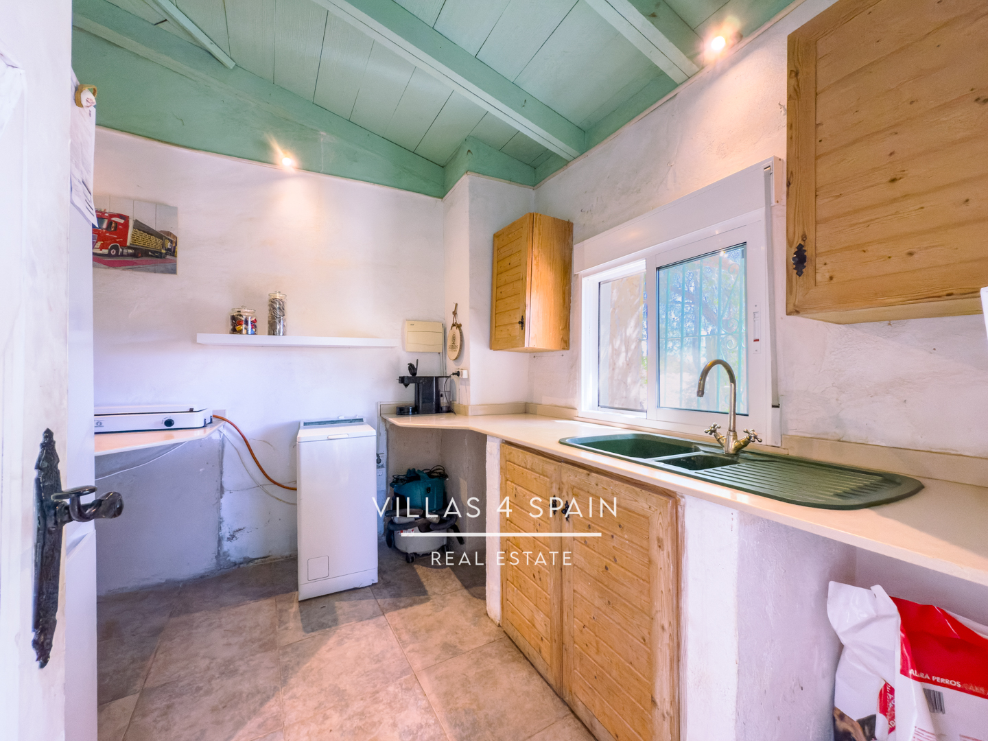 Resale - 3 Bed 2 Bath Cave House with land for sale in Capres - Paraje capres - Murcia Resale - 3 Bed 2 Bath Cave House with land for sale in Capres - Paraje capres - Murcia