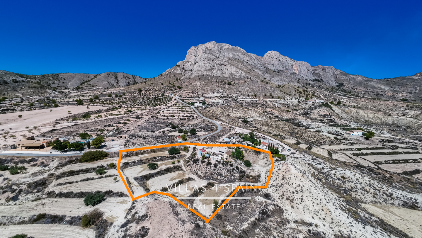 Resale - 3 Bed 2 Bath Cave House with land for sale in Capres - Paraje capres - Murcia Resale - 3 Bed 2 Bath Cave House with land for sale in Capres - Paraje capres - Murcia