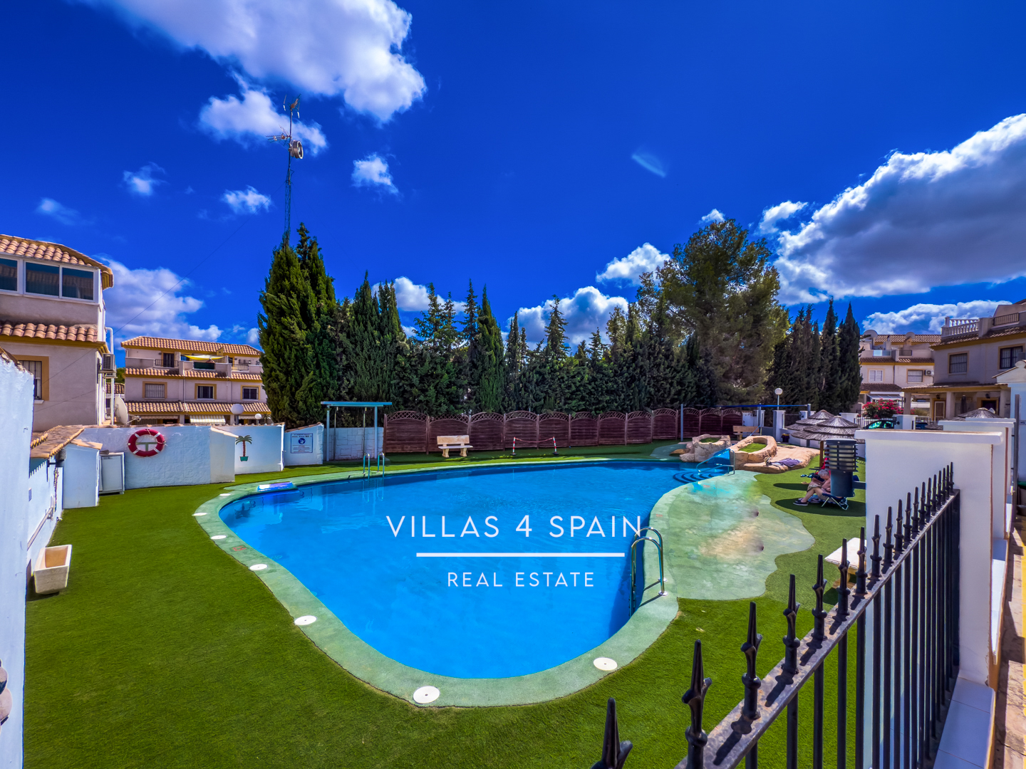 Resale - 2 Bed 1 Bath Corner Apartment in Algorfa with community pool - calle antonio machado - Alicante Resale - 2 Bed 1 Bath Corner Apartment in Algorfa with community pool - calle antonio machado - Alicante