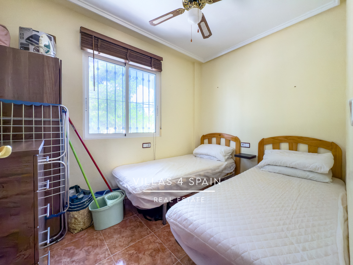 Resale - 2 Bed 1 Bath Corner Apartment in Algorfa with community pool - calle antonio machado - Alicante Resale - 2 Bed 1 Bath Corner Apartment in Algorfa with community pool - calle antonio machado - Alicante