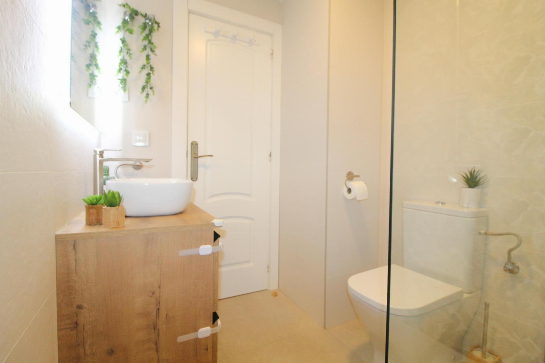 Resale - 3 Bedroom 2 Bathroom Apartamento in Torrevieja - La Veleta - Alicante Resale - 3 Bedroom 2 Bathroom Apartamento in Torrevieja - La Veleta - Alicante