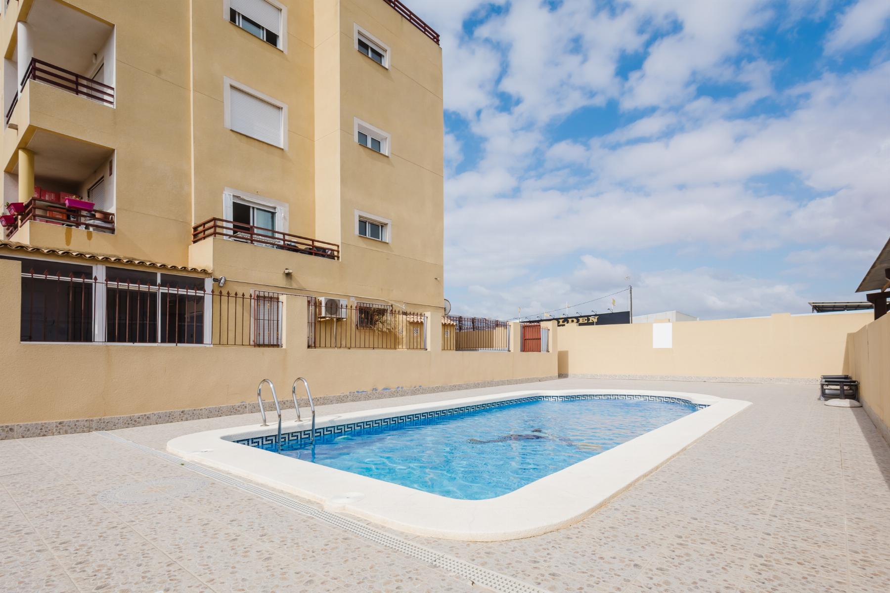 Sold - 2 Bedroom 1 Bathroom Apartamento in Torrevieja - centro - Alicante Sold - 2 Bedroom 1 Bathroom Apartamento in Torrevieja - centro - Alicante