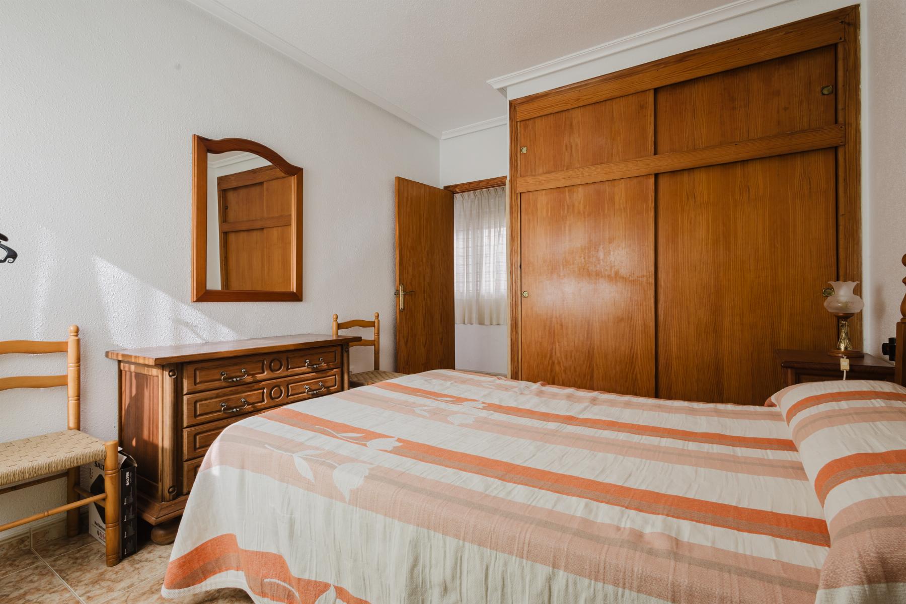 Resale - 2 Bedroom 1 Bathroom Apartamento in Torrevieja - playa de los naufragos - Alicante Resale - 2 Bedroom 1 Bathroom Apartamento in Torrevieja - playa de los naufragos - Alicante