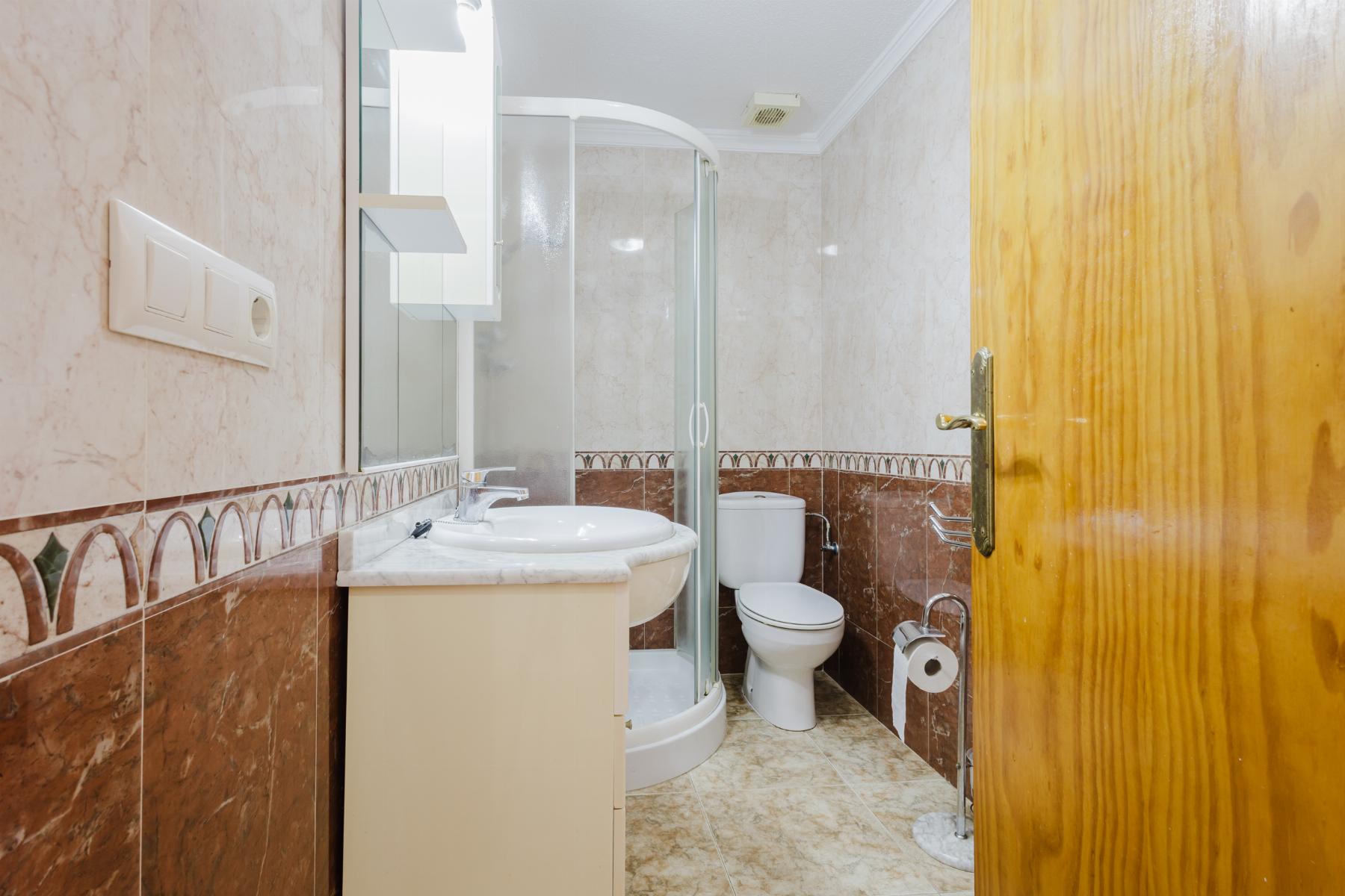 Resale - 2 Bedroom 1 Bathroom Apartamento in Torrevieja - playa de los naufragos - Alicante Resale - 2 Bedroom 1 Bathroom Apartamento in Torrevieja - playa de los naufragos - Alicante