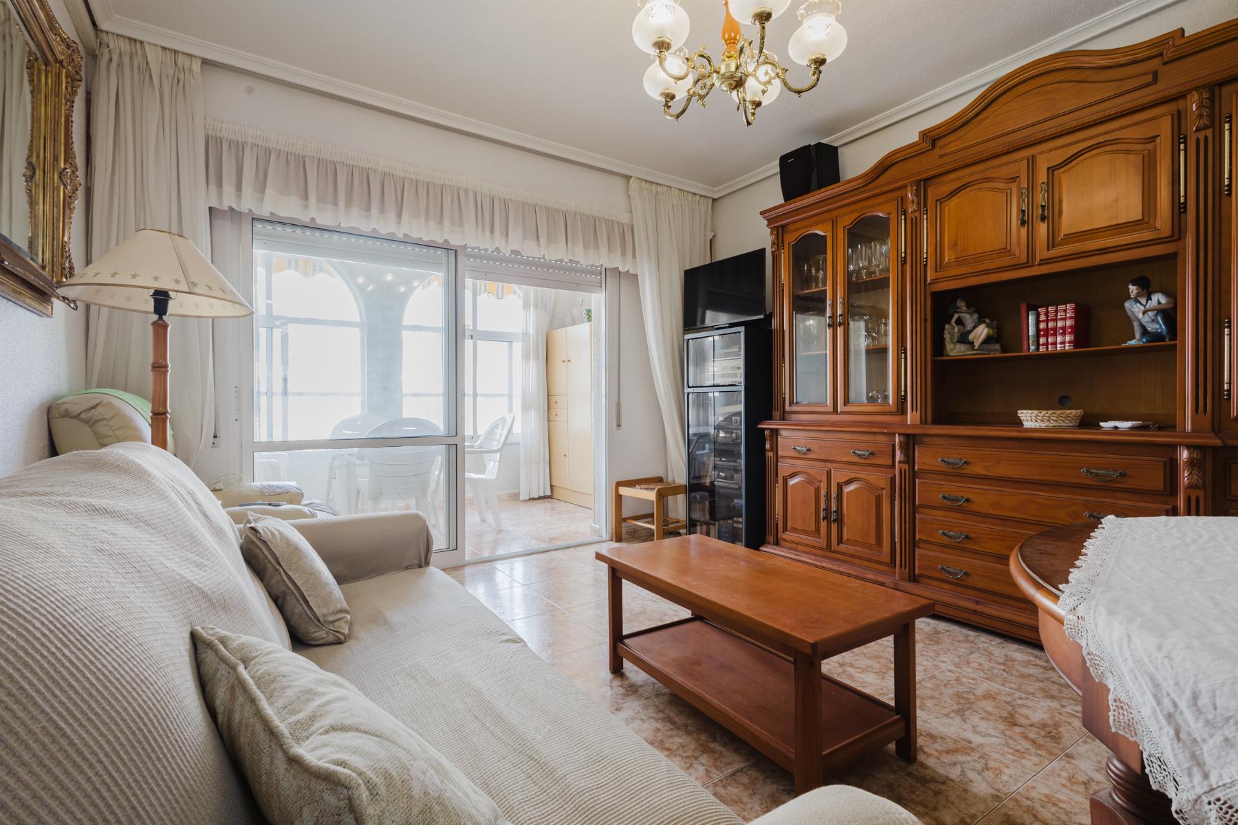 Resale - 2 Bedroom 1 Bathroom Apartamento in Torrevieja - playa de los naufragos - Alicante Resale - 2 Bedroom 1 Bathroom Apartamento in Torrevieja - playa de los naufragos - Alicante