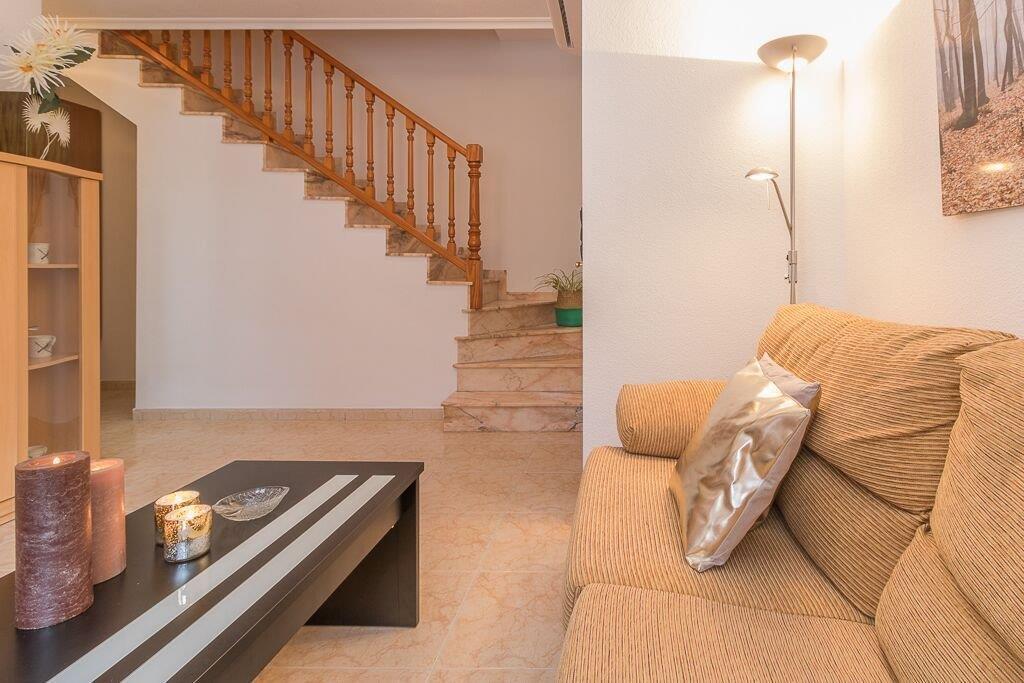 Resale - 3 Bedroom 2 Bathroom Casa in Orihuela Costa - La Zenia- Orihuela costa - Alicante Resale - 3 Bedroom 2 Bathroom Casa in Orihuela Costa - La Zenia- Orihuela costa - Alicante