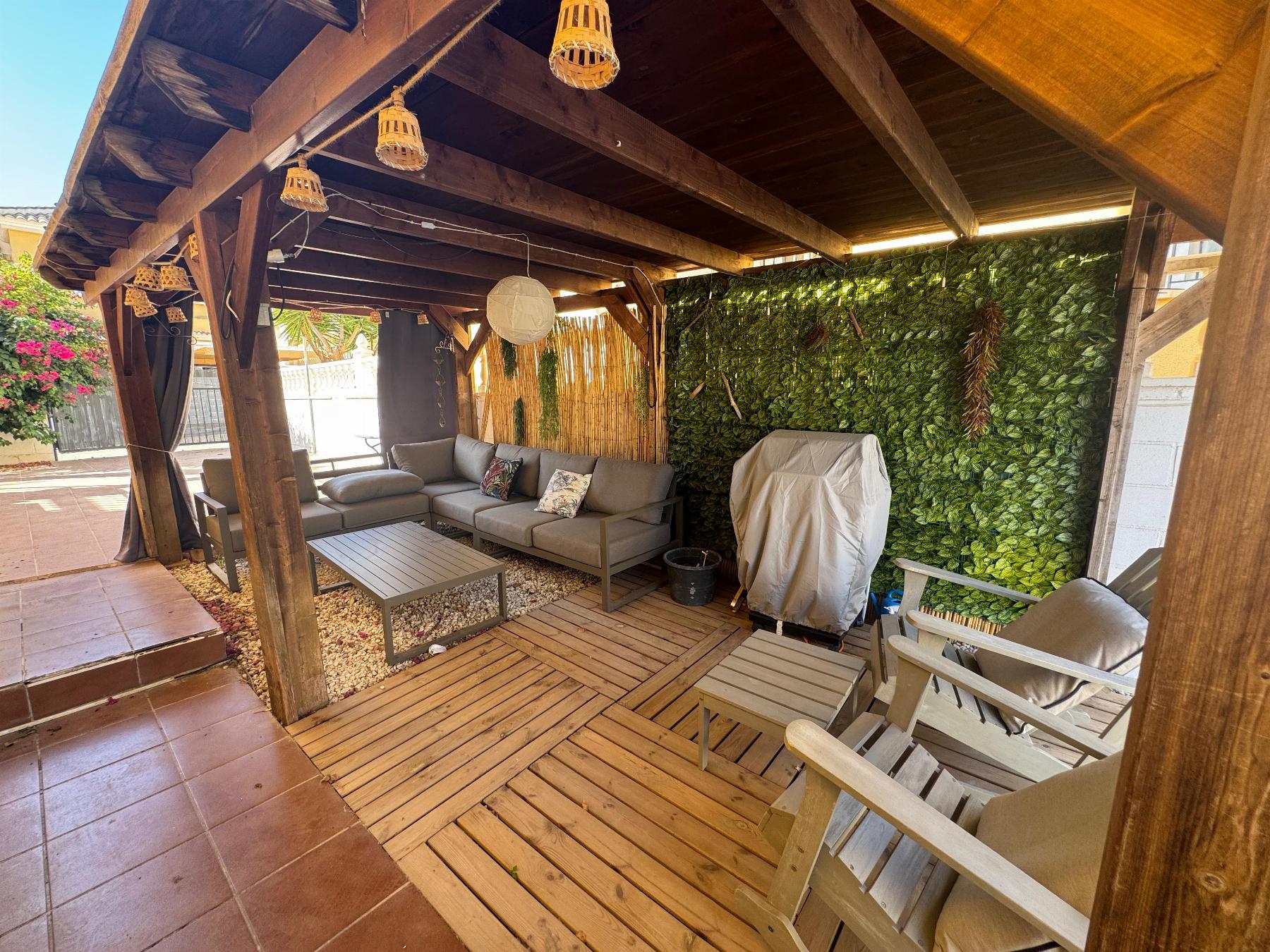 Resale - 3 Bedroom 2 Bathroom Chalet in Algorfa - LO CRISPIN - Alicante Resale - 3 Bedroom 2 Bathroom Chalet in Algorfa - LO CRISPIN - Alicante