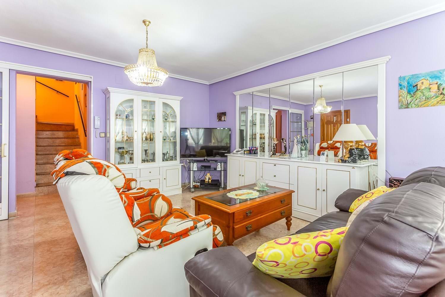 Resale - 3 Bedroom 2 Bathroom Chalet in Orihuela Costa - La Zenia- Orihuela costa - Alicante Resale - 3 Bedroom 2 Bathroom Chalet in Orihuela Costa - La Zenia- Orihuela costa - Alicante