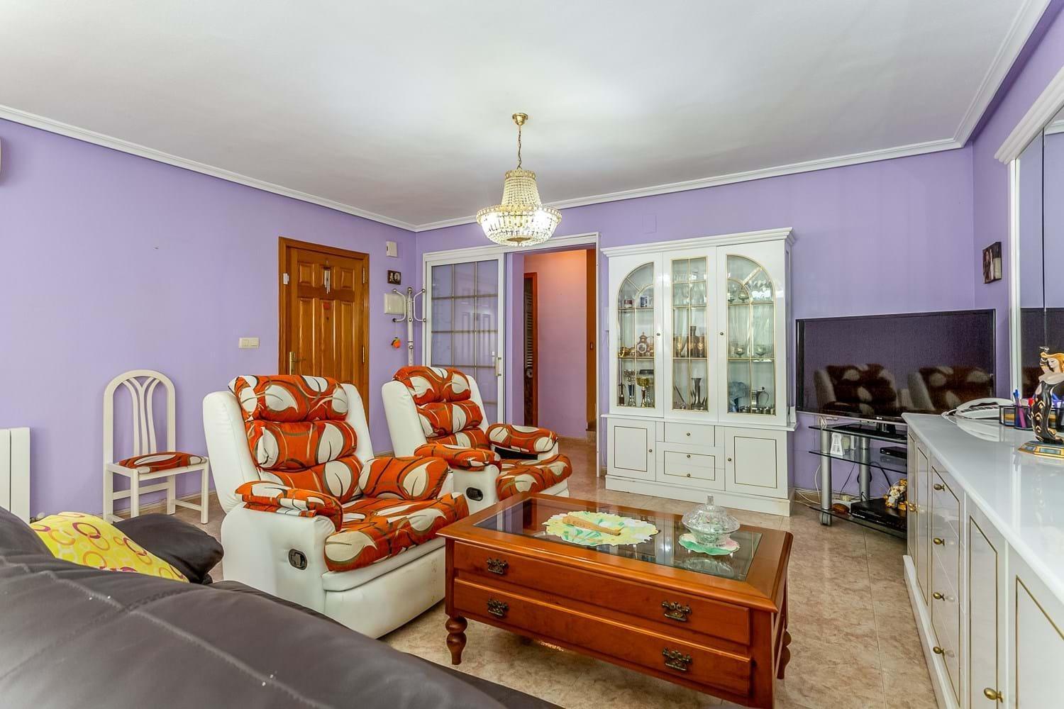 Resale - 3 Bedroom 2 Bathroom Chalet in Orihuela Costa - La Zenia- Orihuela costa - Alicante Resale - 3 Bedroom 2 Bathroom Chalet in Orihuela Costa - La Zenia- Orihuela costa - Alicante