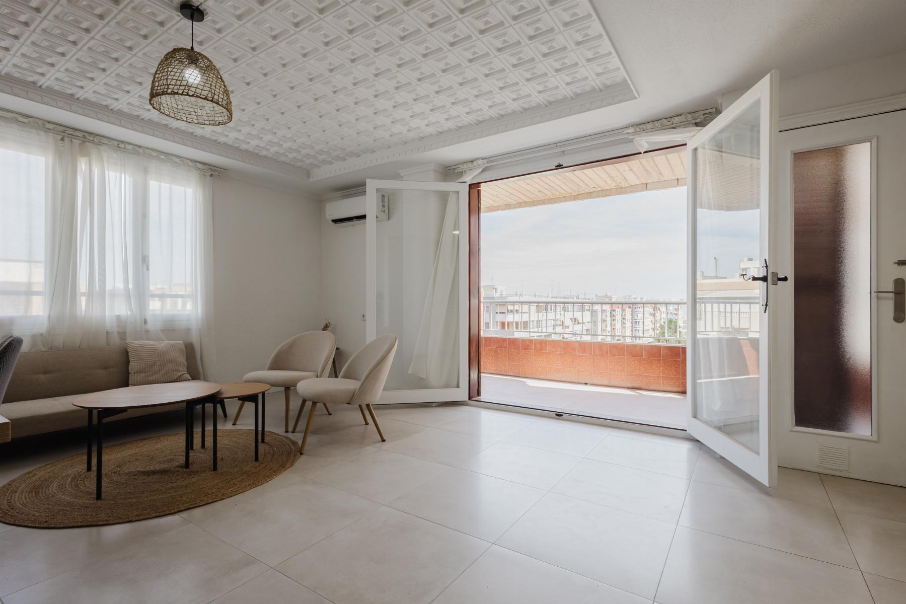 Resale - 3 Bedroom 2 Bathroom Apartamento in Torrevieja - Playa del Acequión - Alicante Resale - 3 Bedroom 2 Bathroom Apartamento in Torrevieja - Playa del Acequión - Alicante
