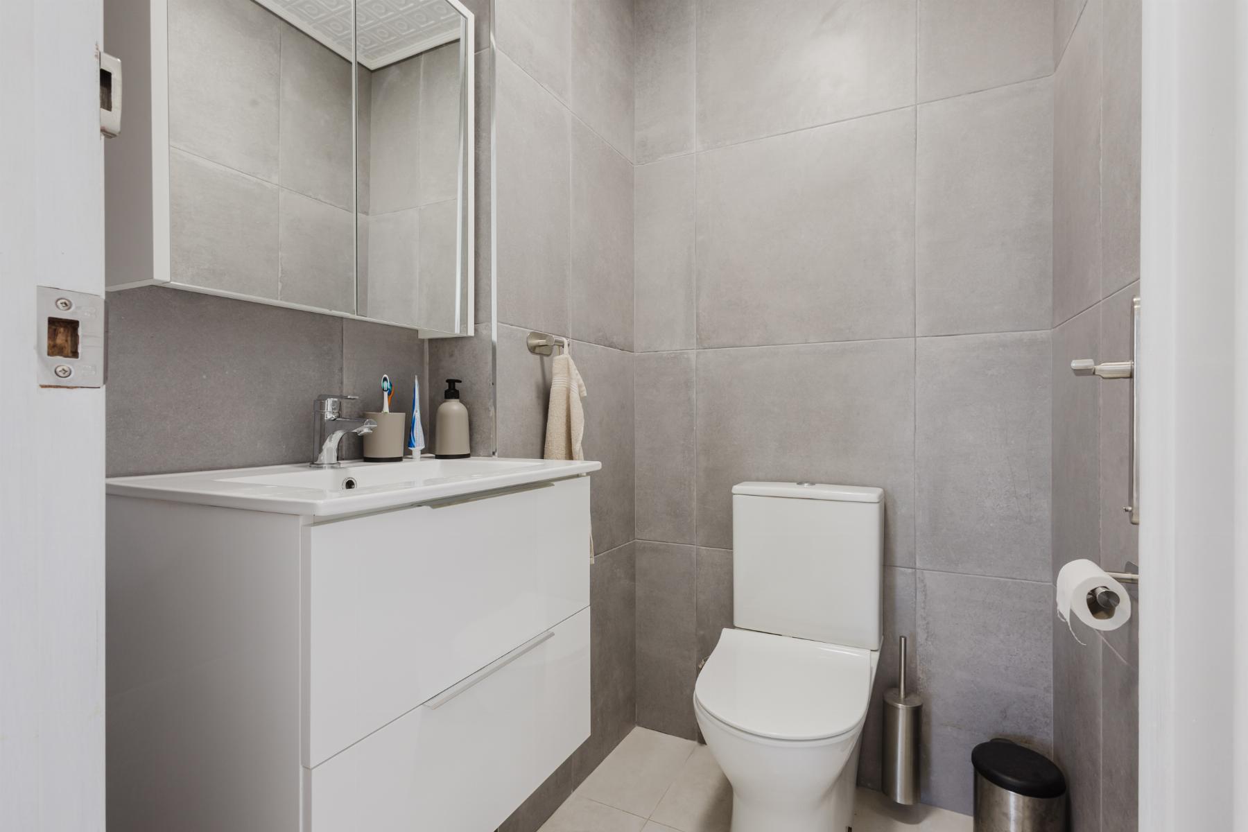 Resale - 3 Bedroom 2 Bathroom Apartamento in Torrevieja - Playa del Acequión - Alicante Resale - 3 Bedroom 2 Bathroom Apartamento in Torrevieja - Playa del Acequión - Alicante
