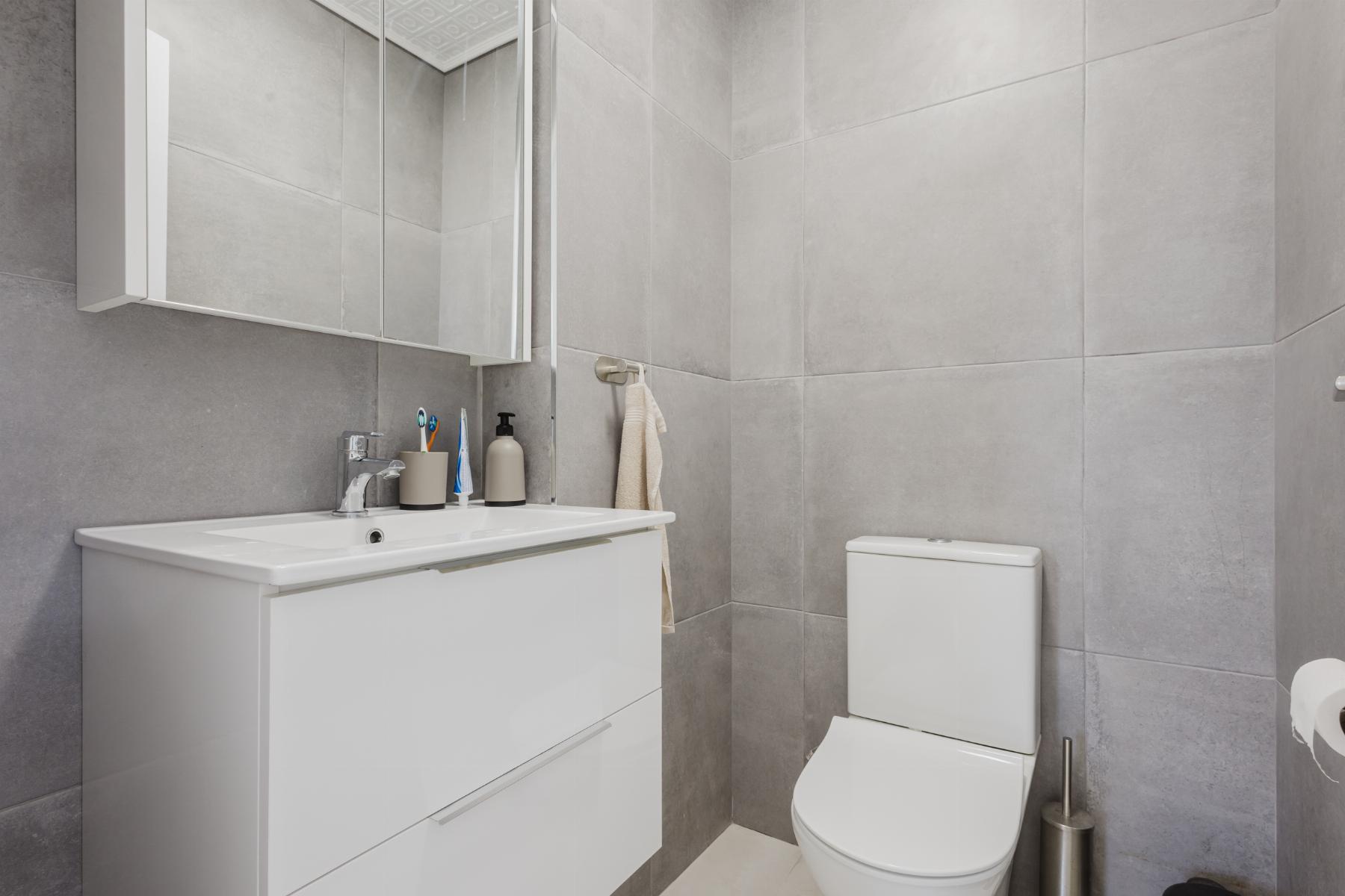 Resale - 3 Bedroom 2 Bathroom Apartamento in Torrevieja - Playa del Acequión - Alicante Resale - 3 Bedroom 2 Bathroom Apartamento in Torrevieja - Playa del Acequión - Alicante