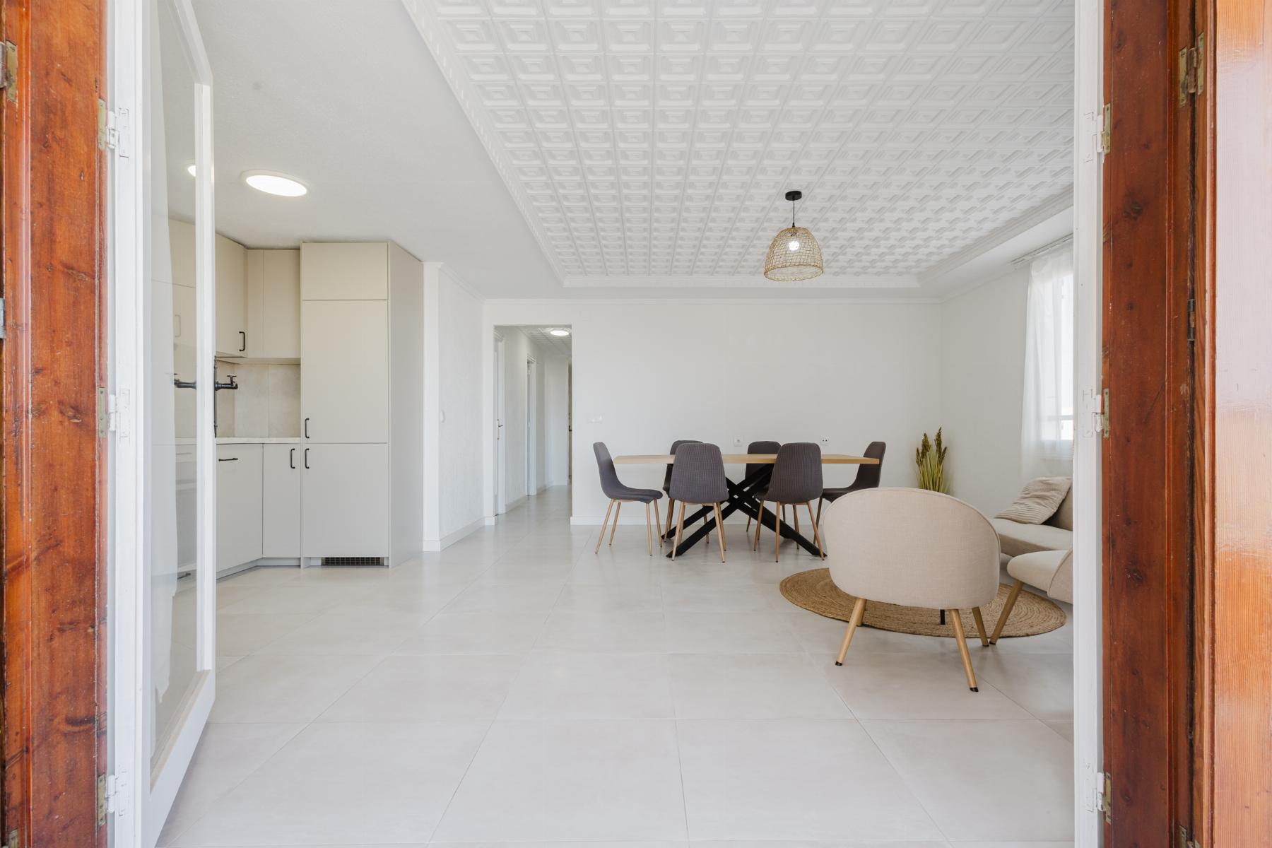 Resale - 3 Bedroom 2 Bathroom Apartamento in Torrevieja - Playa del Acequión - Alicante Resale - 3 Bedroom 2 Bathroom Apartamento in Torrevieja - Playa del Acequión - Alicante