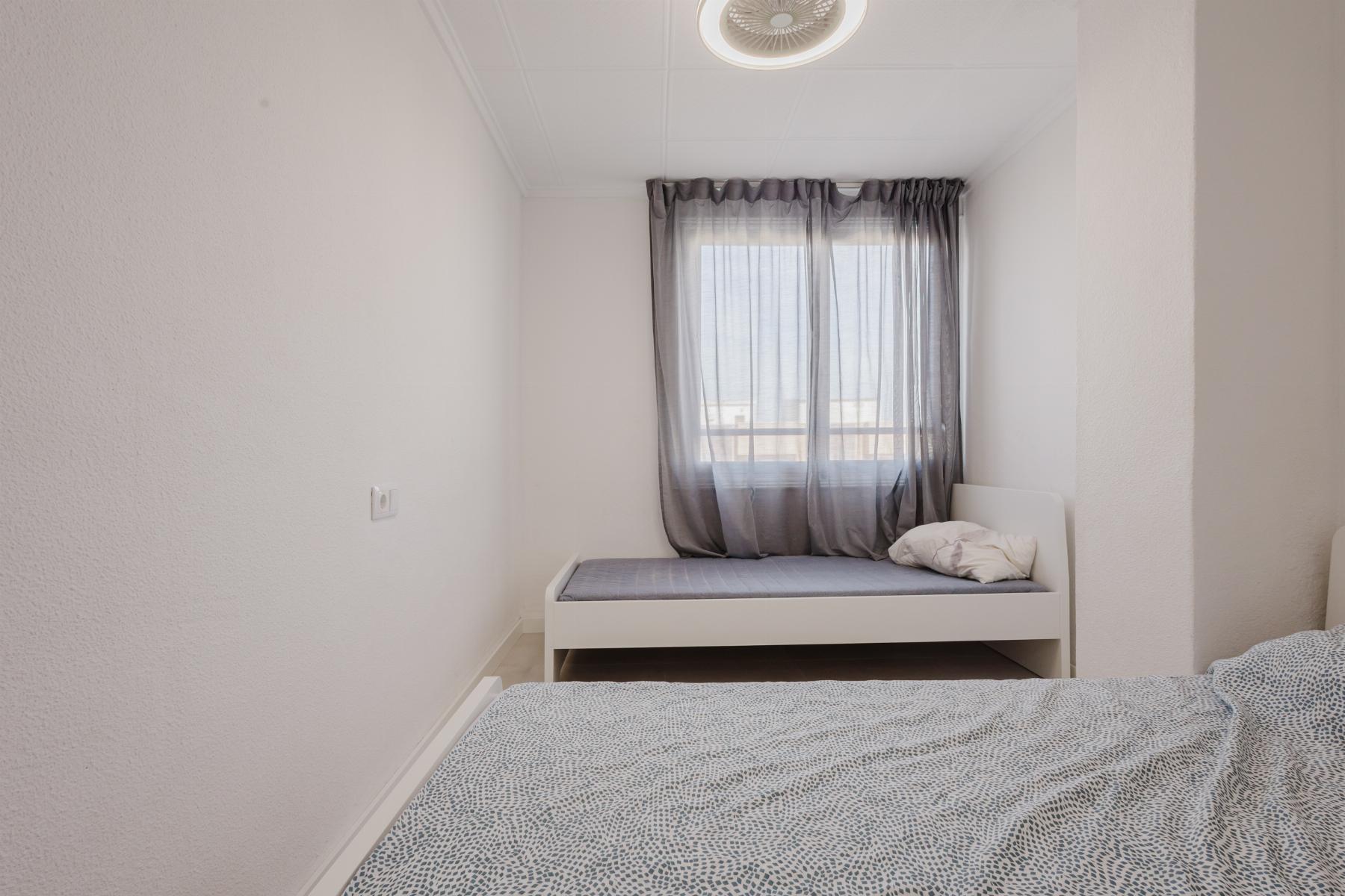 Resale - 3 Bedroom 2 Bathroom Apartamento in Torrevieja - Playa del Acequión - Alicante Resale - 3 Bedroom 2 Bathroom Apartamento in Torrevieja - Playa del Acequión - Alicante