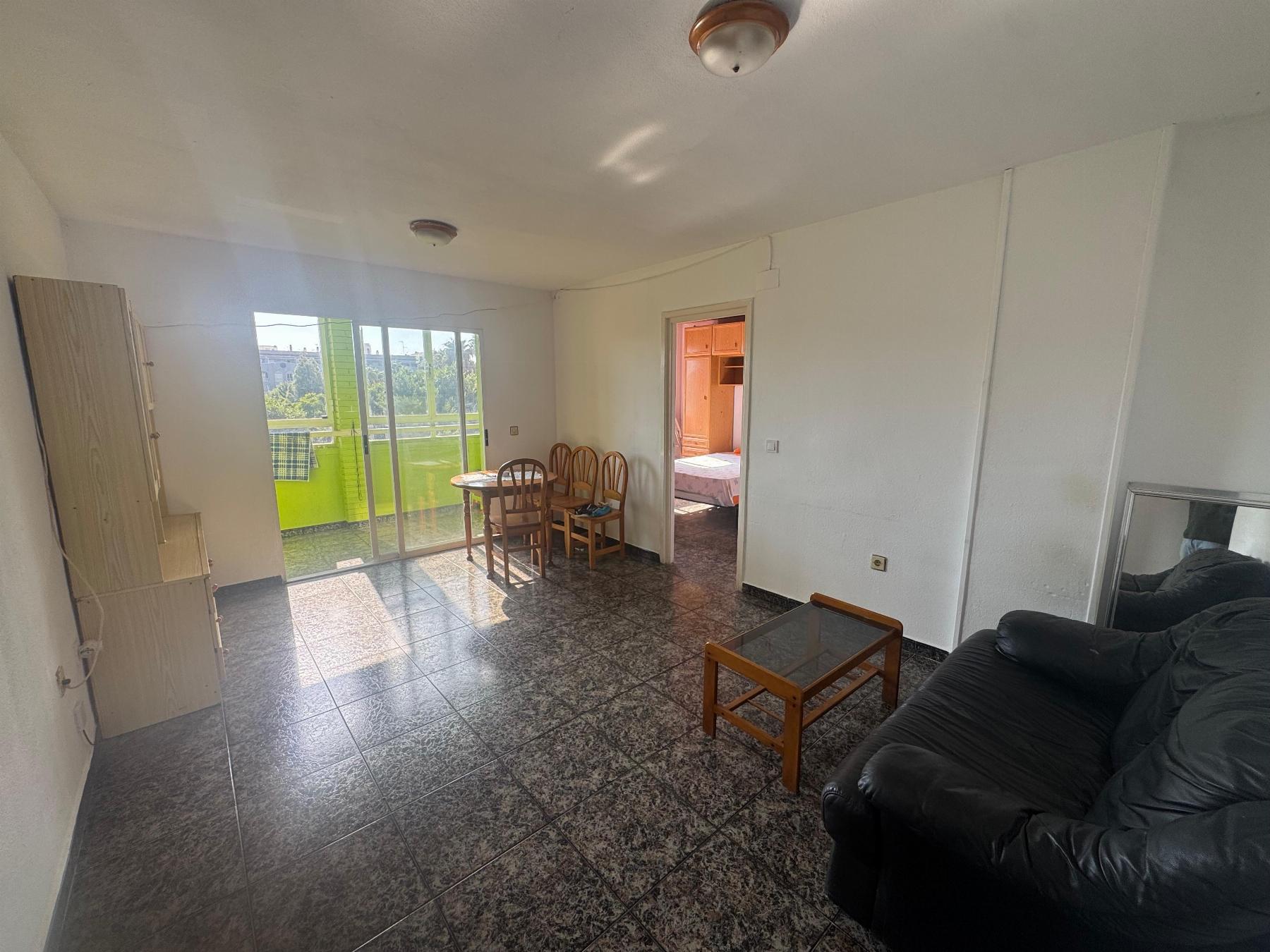 Resale - 3 Bedroom 2 Bathroom Apartamento in Torrevieja - Playa del Acequión - Alicante Resale - 3 Bedroom 2 Bathroom Apartamento in Torrevieja - Playa del Acequión - Alicante