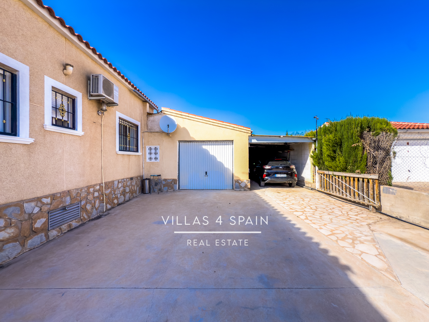 Resale - 3 Bed 3 bath villa with private pool in Los baños de Fortuna - calle baños 3 - Murcia Resale - 3 Bed 3 bath villa with private pool in Los baños de Fortuna - calle baños 3 - Murcia