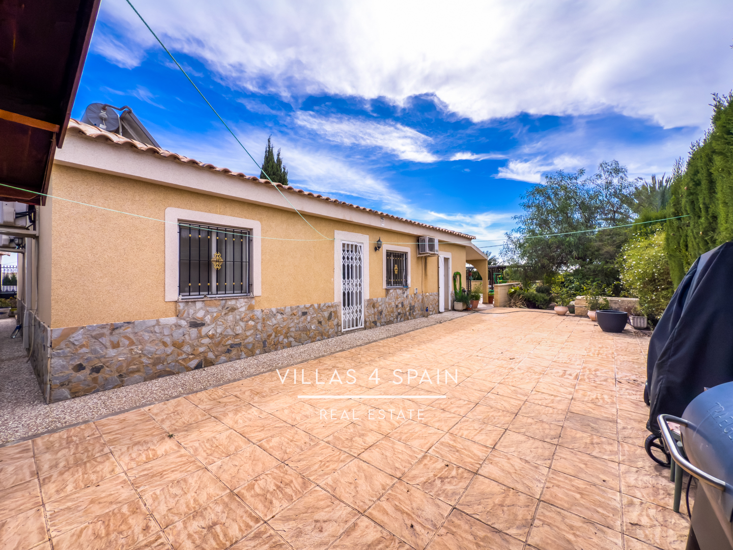 Resale - 3 Bed 2 Bath Villa with Private Pool in Fortuna - Calle Baños 3 - Murcia Resale - 3 Bed 2 Bath Villa with Private Pool in Fortuna - Calle Baños 3 - Murcia