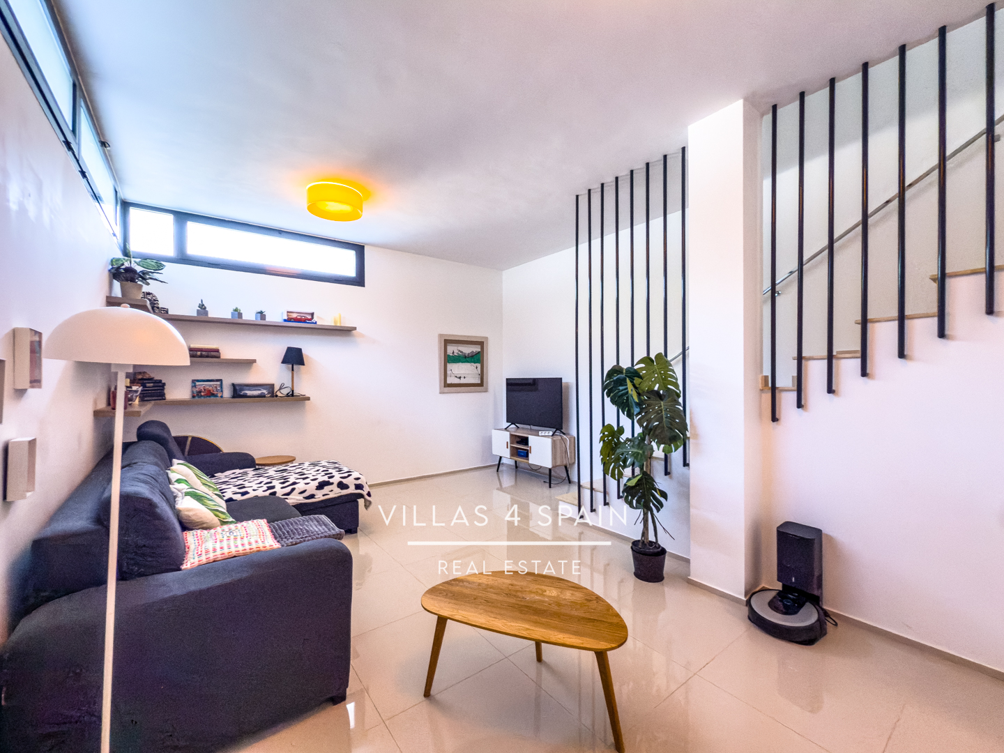 Resale - 3 Bedroom 3 Bathroom Corner Plot with Community Pool in Ciudad Quesada - Av. del Salvador - Alicante Resale - 3 Bedroom 3 Bathroom Corner Plot with Community Pool in Ciudad Quesada - Av. del Salvador - Alicante