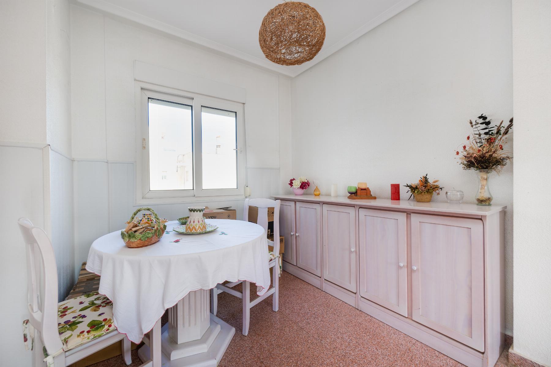 Resale - 2 Bedroom 2 Bathroom Apartamento in Torrevieja - Parque de Las Naciones - Alicante Resale - 2 Bedroom 2 Bathroom Apartamento in Torrevieja - Parque de Las Naciones - Alicante