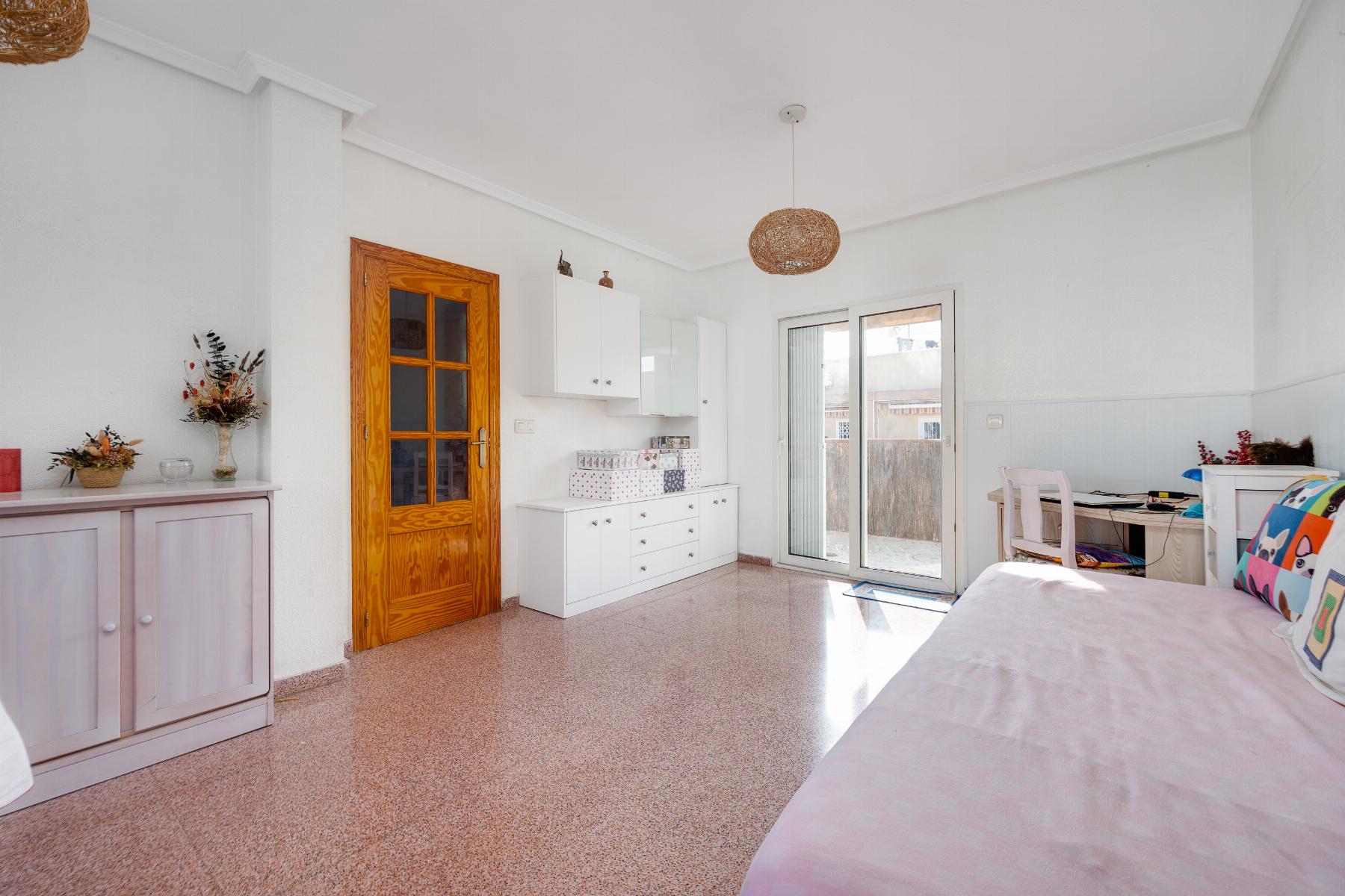 Resale - 2 Bedroom 2 Bathroom Apartamento in Torrevieja - Parque de Las Naciones - Alicante Resale - 2 Bedroom 2 Bathroom Apartamento in Torrevieja - Parque de Las Naciones - Alicante