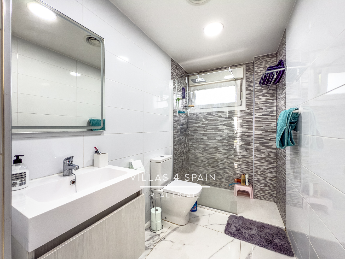 Resale - 2 Bed 2 Bath Sea View Apartment in Campoamor Villamartin with community pool - av. de ibiza - Alicante Resale - 2 Bed 2 Bath Sea View Apartment in Campoamor Villamartin with community pool - av. de ibiza - Alicante