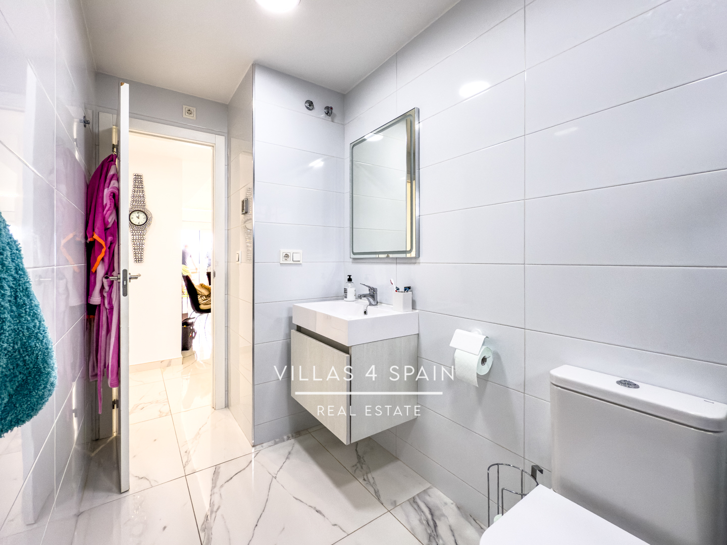 Resale - 2 Bed 2 Bath Sea View Apartment in Campoamor Villamartin with community pool - av. de ibiza - Alicante Resale - 2 Bed 2 Bath Sea View Apartment in Campoamor Villamartin with community pool - av. de ibiza - Alicante