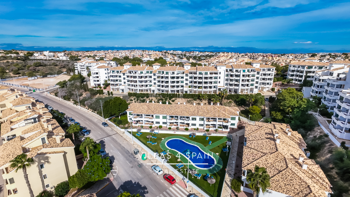 Resale - 2 Bed 2 Bath Sea View Apartment in Campoamor Villamartin with community pool - av. de ibiza - Alicante Resale - 2 Bed 2 Bath Sea View Apartment in Campoamor Villamartin with community pool - av. de ibiza - Alicante