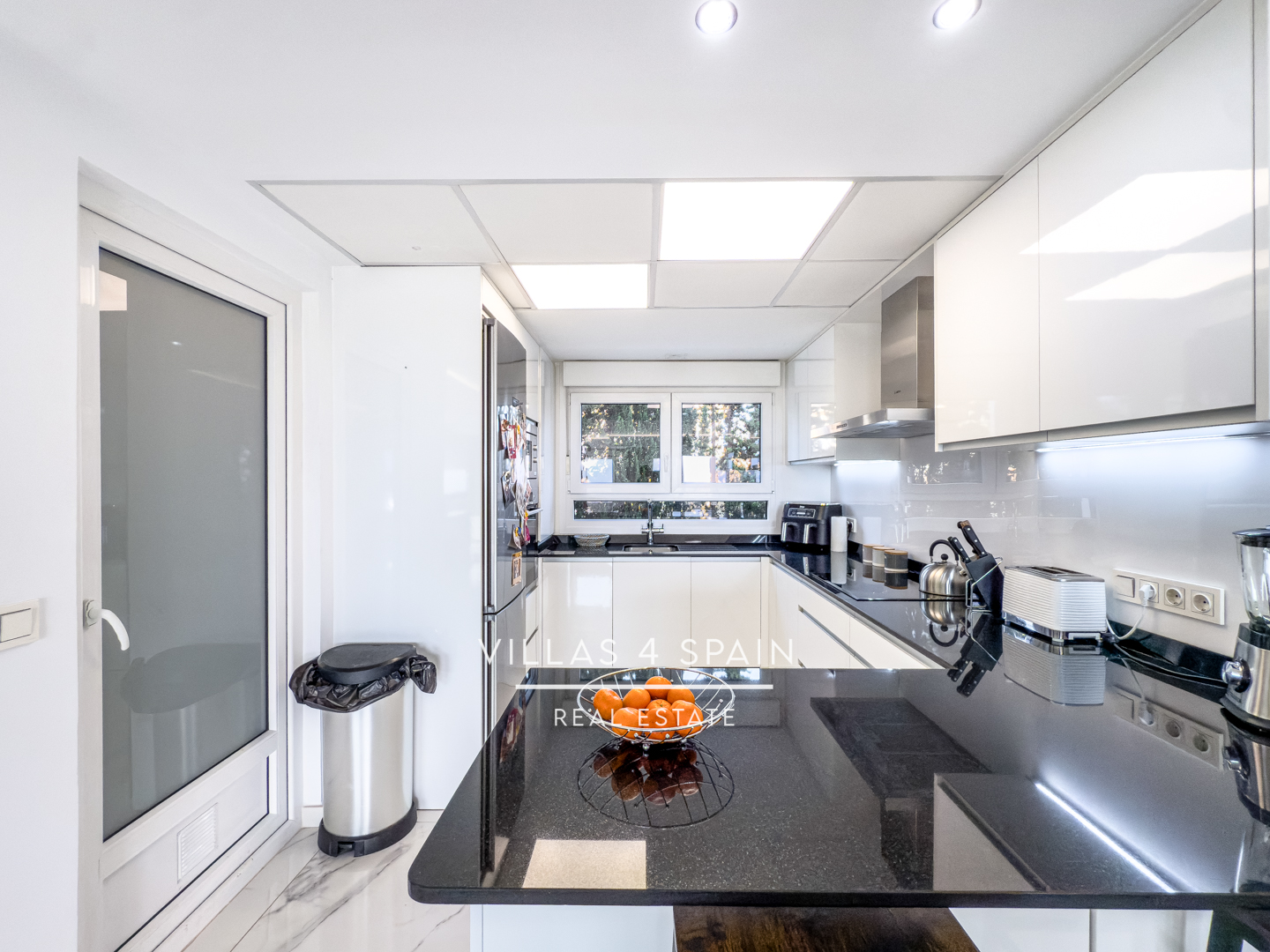 Resale - 2 Bed 2 Bath Sea View Apartment in Campoamor Villamartin with community pool - av. de ibiza - Alicante Resale - 2 Bed 2 Bath Sea View Apartment in Campoamor Villamartin with community pool - av. de ibiza - Alicante