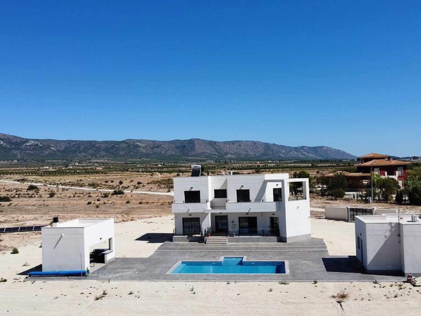 4 Bedroom 3 Bathroom Villa in Pinoso