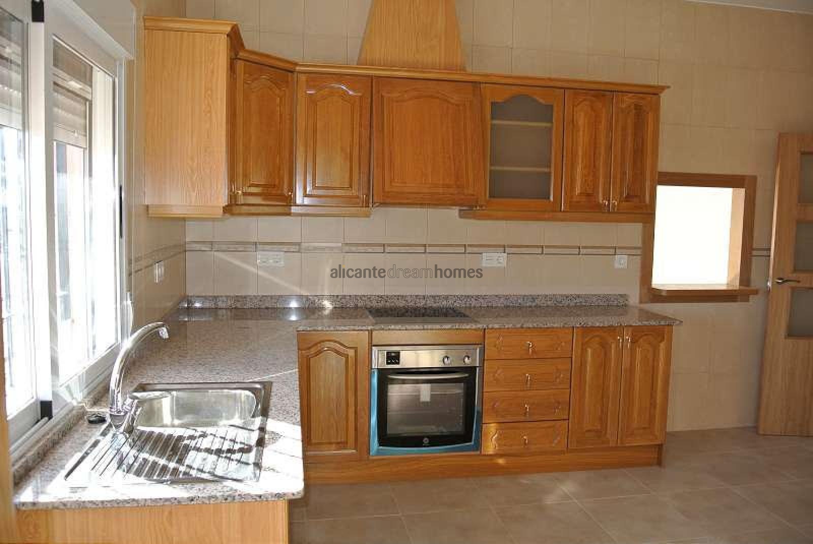 Resale - 3 Bedroom 3 Bathroom Villa in Abanilla -  - Murcia
