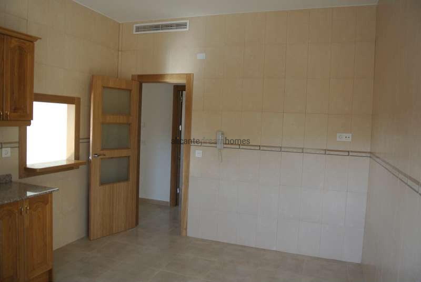 Resale - 3 Bedroom 3 Bathroom Villa in Abanilla -  - Murcia